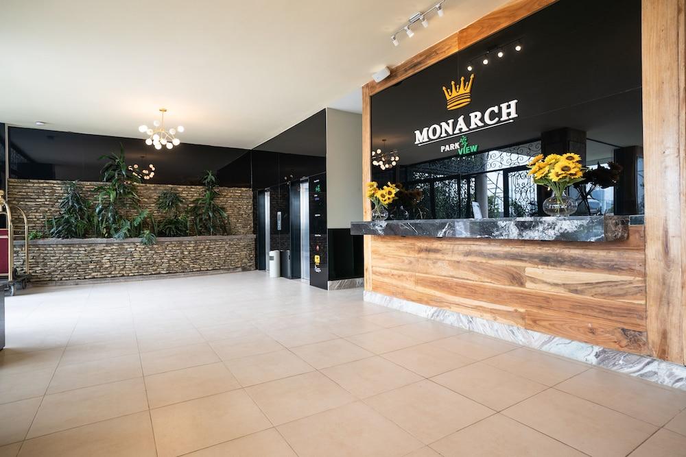 Monarch Hotel Аддис-Абеба Экстерьер фото